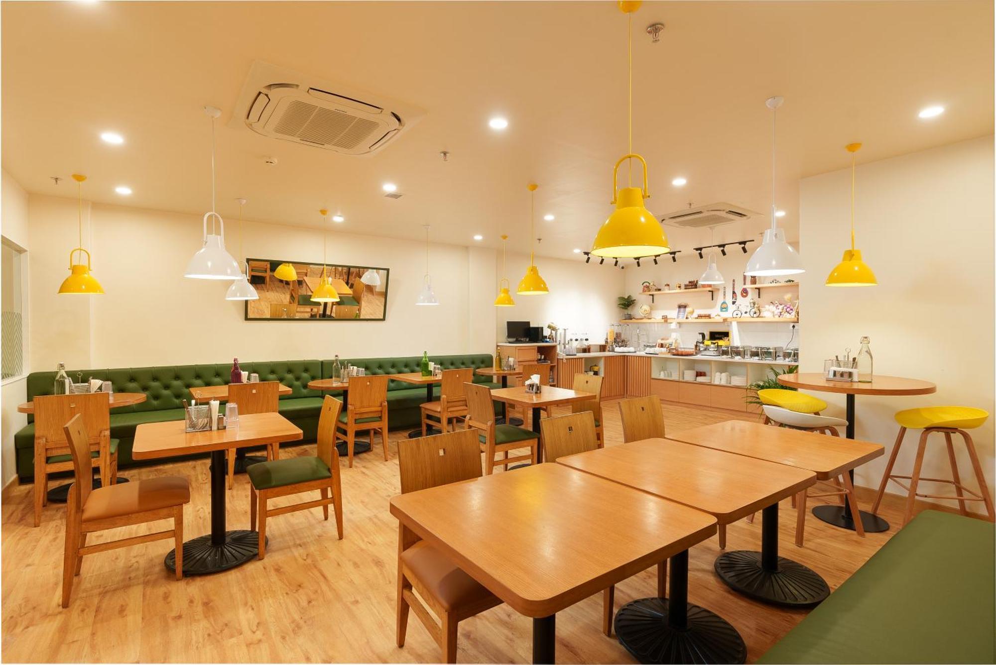 Bloom Boutique - Connaught Place Area Ню Делхи Екстериор снимка